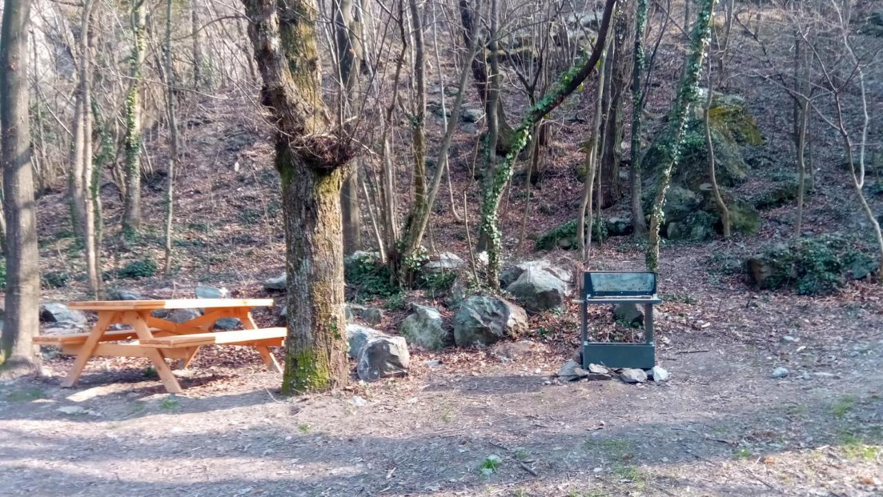 カプリエ Casa Del Rustico, Indipendente Vista Sacra Con Dipintoヴィラ エクステリア 写真